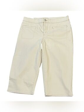 NWT Code Bleu Skimmer 10 Petite Below Knee-Length Light Khaki Shorts Modest